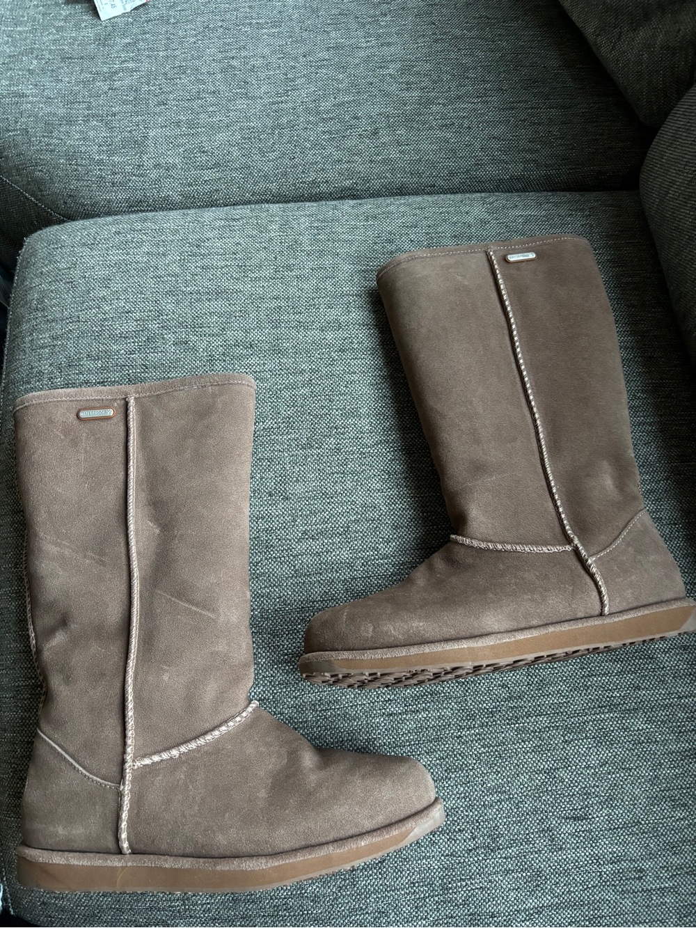 EMU Australia sheepskin waterproof boots womens 7.5-8